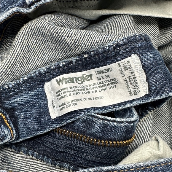 Wrangler jeans 35x34 Cowboy cut original fit. - Picture 6 of 9